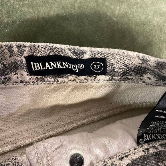 #113 BLANK NYC Snakeskin Jean Skirt - Picture 8 of 8